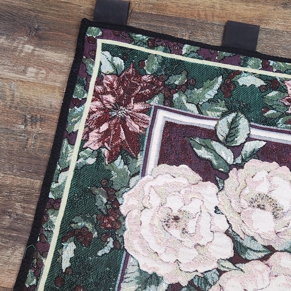 VINTAGE FLORAL HANGING TAPESTRY 26" X 34" - Picture 5 of 5